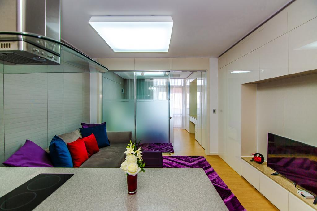 Highvill Deluxe Apartments アスターナ エクステリア 写真